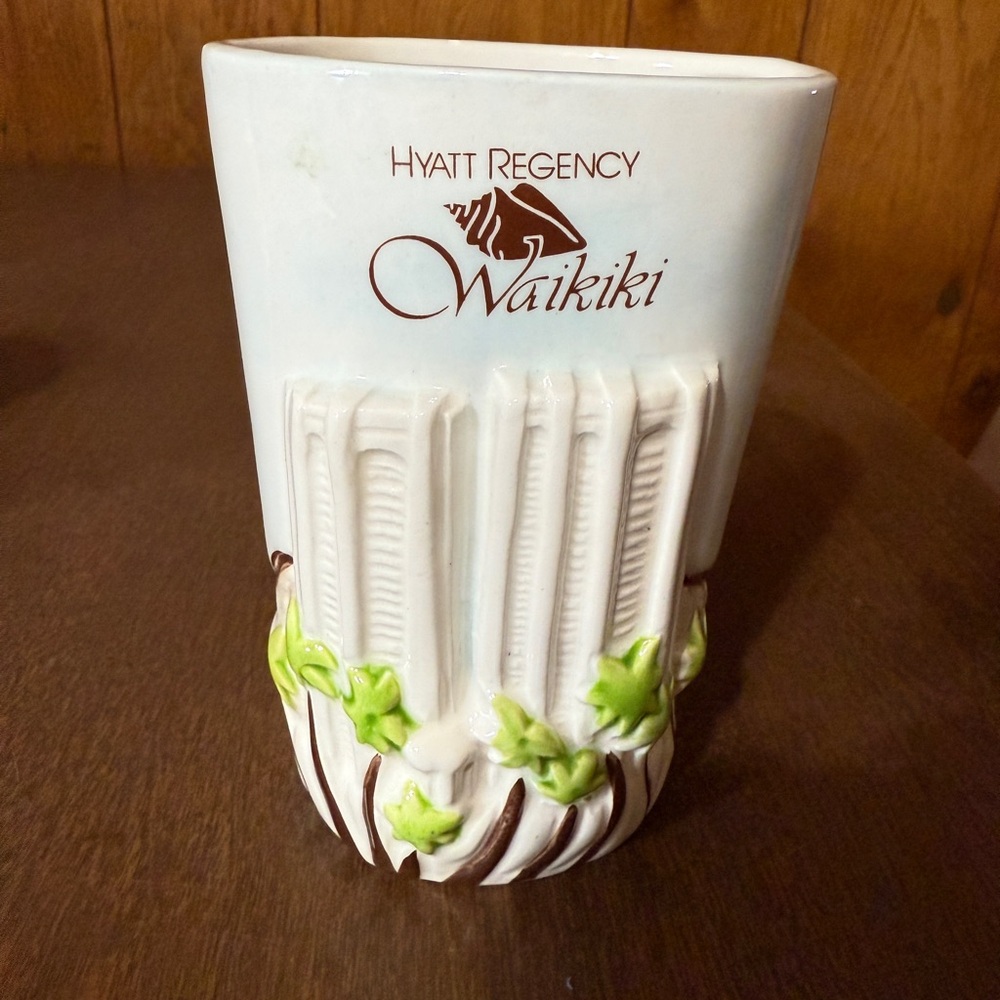 Hyatt Regency Waikiki ceramic collectible vase Holder Decor Piece